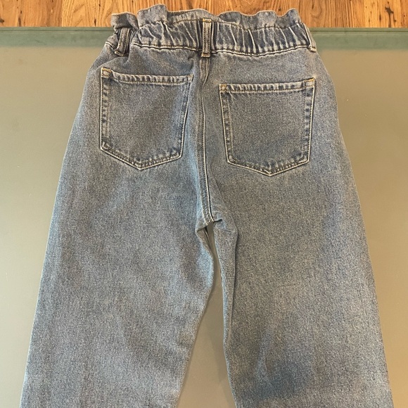 Forever 21 Jeans - Picture 3 of 10